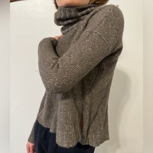 VINCE WOOL AND SILK SWEATER